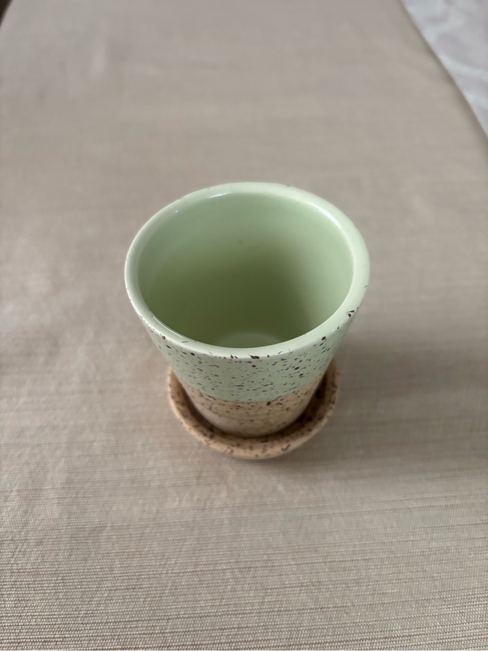 Ceramic Speckled Planter Pot in Pale Green